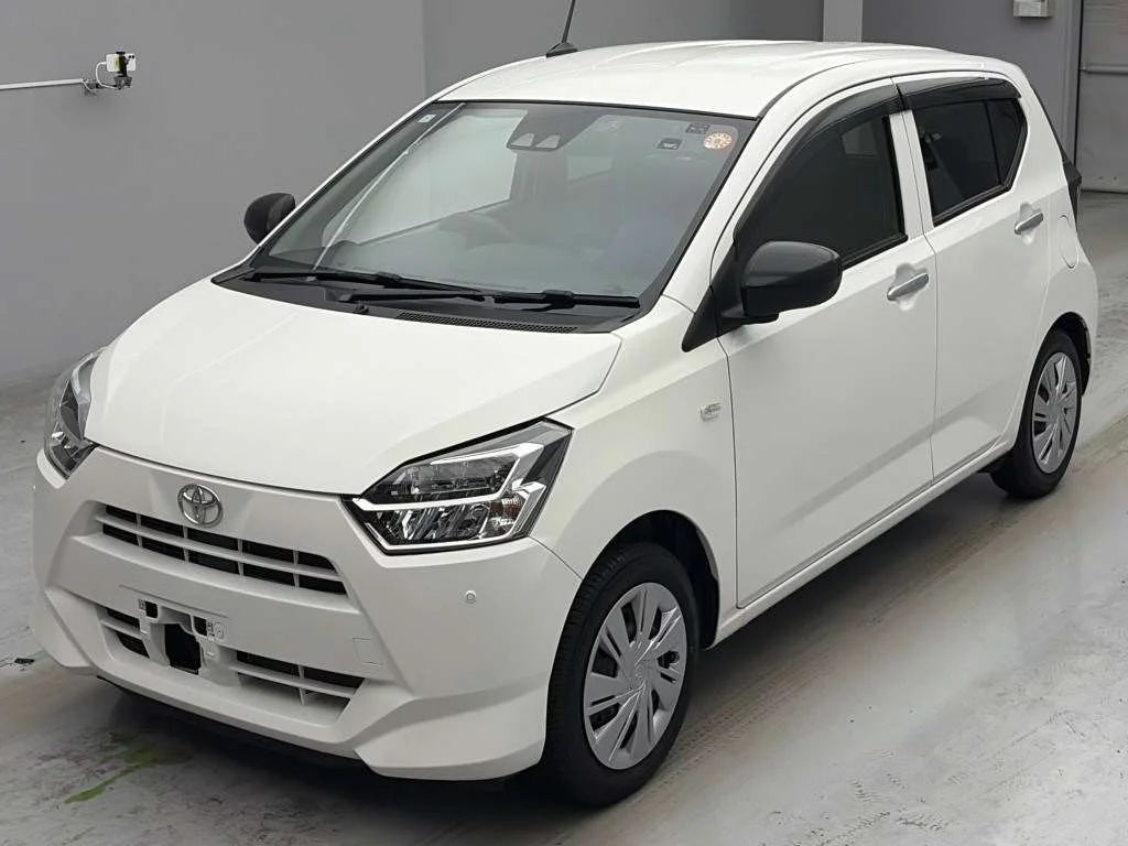 Toyota Pixis Epoch LA350A 2021